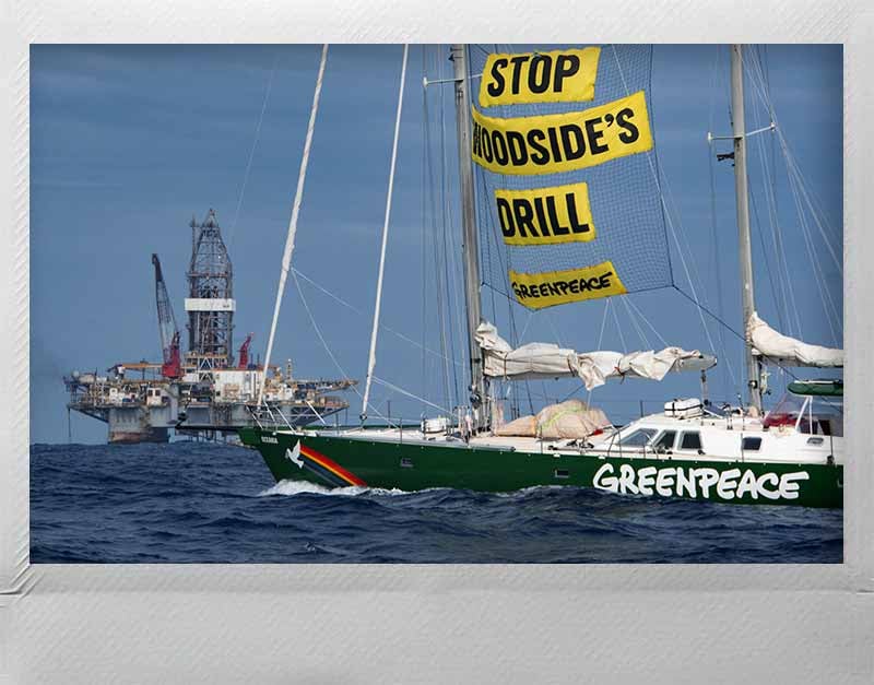 Greenpeace-Boat-Polaroid-Woodsides-drill